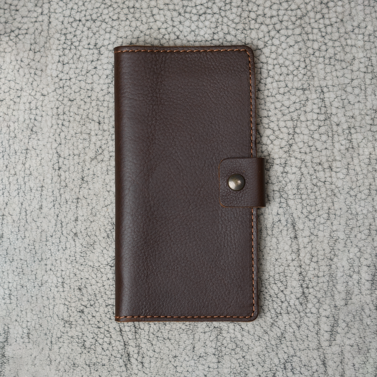 Clark Leather Checkbook Cover | Dymnos Brown